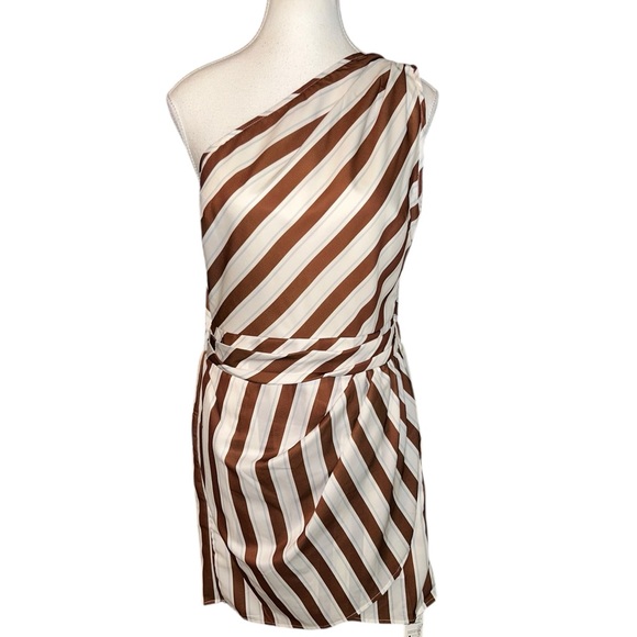 Cupshe Brown and White Asymmetrical One- Shoulder Mini Dress M - Picture 2 of 8
